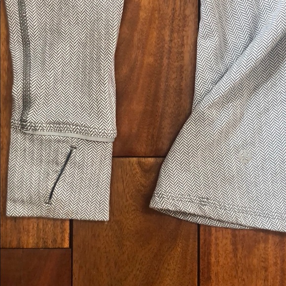 Lululemon 1/2 Pullover - Picture 8 of 8